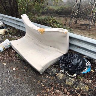 Casa Pound denuncia la discarica a cielo aperto tra Settimo e Chivasso