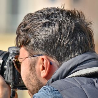 A Torino il flash-mob dei fotografi professionisti in difesa del diritto d'autore