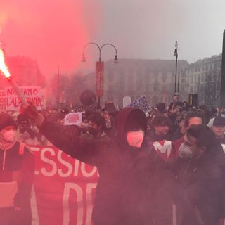 studenti in corteo nel centro di Torino