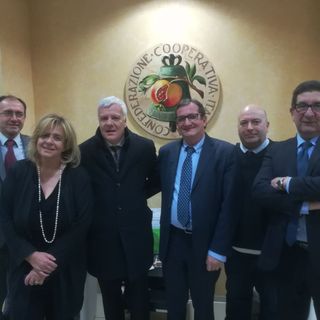 Galletti a Confcooperative: &quot;Quello delle coop è il primo mondo che ha messo la persona al centro&quot;