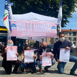 Gazebo di Fratelli d’Italia in tutta la provincia di Torino per celebrare la Festa della Mamma