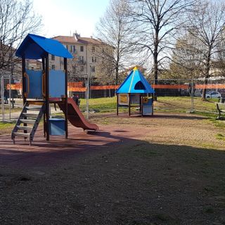 Inaugurata la nuova area gioco ai giardini "Firpo" di corso Dante