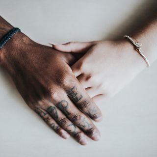 Gioielli per uomo e donna: tendenze e consigli per la scelta del regalo ideale