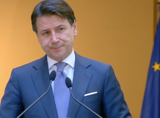 Fase 3, Conte: “Lavoriamo al piano di rinascita Italia per ricostruire il Paese dalle fondamenta”