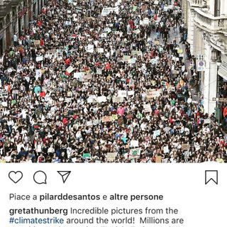 Friday for future, Greta Thunberg condivide sui social le foto di Torino: &quot;Incredibile&quot;