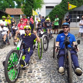 Viaggio Italia è ripartito, la nuova sfida di Danilo e Luca: salire sull'Etna in handbike (FOTO e VIDEO)