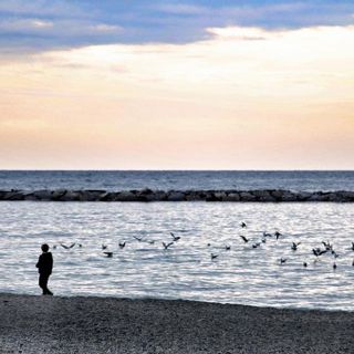 Pasqua e Pasquetta in riva al mare: tre ottimi motivi per trascorrere le vacanze all'Hotel Mayola di San Bartolomeo al Mare