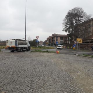 Coronavirus, a Collegno al via le operazioni di sanificazione delle strade