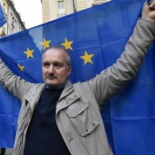 Flash mob “Il regalo + bello? Gli Stati Uniti d’Europa”
