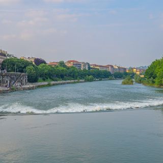 Il grande caldo sta prosciugando il Po