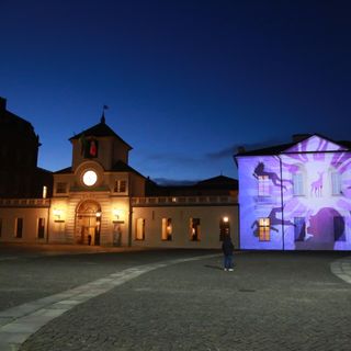 Reggia di Venaria illuminata con motivi natalizi