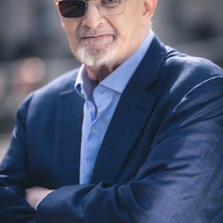 Salman Rushdie ospite del Salone del Libro per parlare di &quot;Coltello&quot;, sul tentato omicidio del 2022