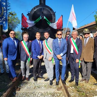 Gianluca Gavazza (Lega Salvini): "Grande successo per la riapertura della linea Chivasso-Asti con il primo treno storico"