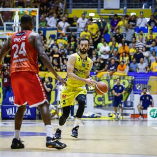 reale mutua vs pistoia e tifosi