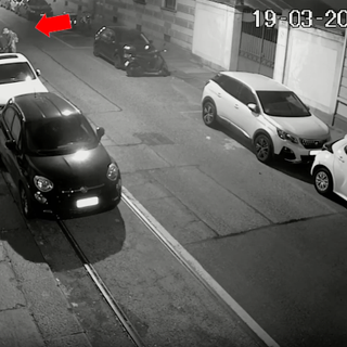 San Secondo, arrestato dalla Polizia mentre tenta di rubare un'auto