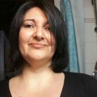 Grave al Cto la donna che si è data fuoco davanti agli sportelli Inps