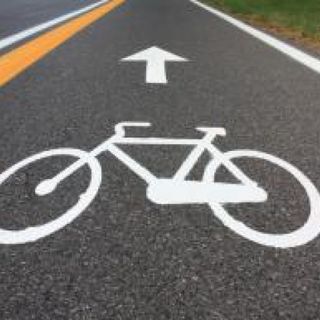 La ciclabile di corso Montegrappa finisce sulla scrivania della sindaca