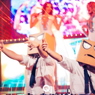 Da Benny Benassi a Dargen d'Amico: Le Gru si preparano alla rassegna estiva &quot;Wow Days&quot;