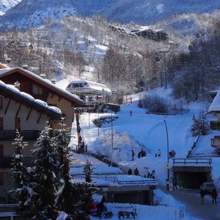 Neve e vento: raffiche oltre 110 Km/h in Valle Susa e Pellice