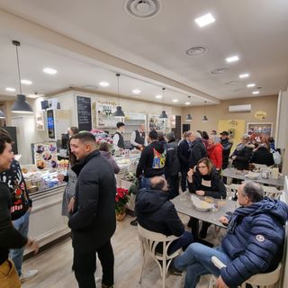 inaugurazione di un locale