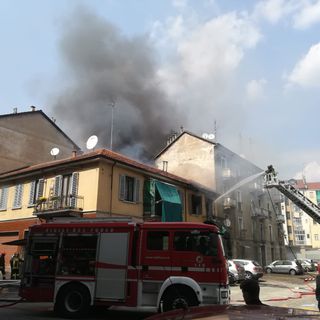 Indagata la badante per la morte dell'anziana perita ieri nel rogo di via Principe d'Anhalt