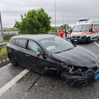 Doppio incidente sulla sopraelevata di Moncalieri: due persone ferite e traffico in tilt