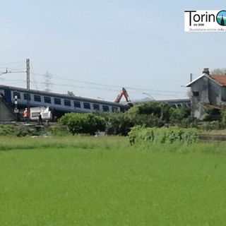 Incidente di Caluso: rimossi i vagoni del treno