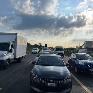 Incidente allo svincolo di corso Francia: traffico paralizzato sulla tangenziale