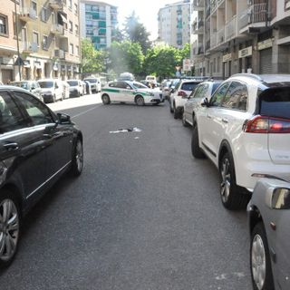 Grave incidente stradale in via Cherubini: muore un 84enne investito mentre attraversava la strada