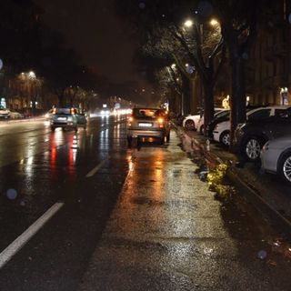 Grave incidente stradale corso Peschiera, Torino. Parabrezza auto in frantumi
