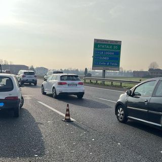 Tamponamento tra Debouchè e La Loggia, traffico paralizzato sulla tangenziale