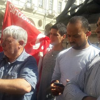 Lavoratori del Centro Agroalimentare di Torino in protesta davanti al Comune:&quot;Sta tornado lo sfruttamento&quot;