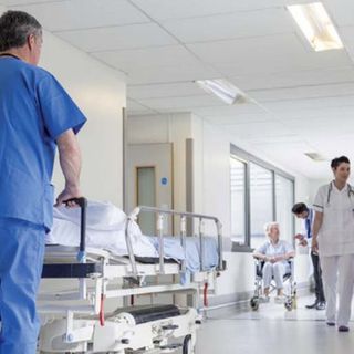 &quot;Piano straordinario di assunzioni di medici e infermieri, attendiamo la presentazione dei piani da parte delle Asl&quot;