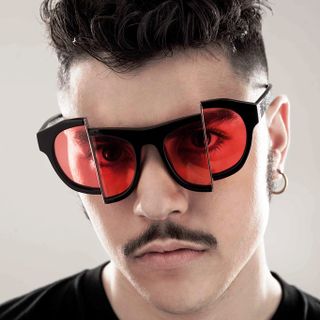 “Pizzicato Summer tour” a Chieri con il rapper Izi