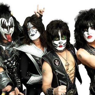 Sale la febbre del rock: domani sera i Kiss di scena a Torino