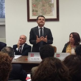 Show di Laus a Torino: “Candidarmi al Senato, perché no?”. Poi ironizza: “Ma c'è Chiamparino che insiste: prendi il posto mio!” (VIDEO)