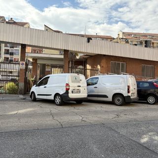 Ripartono i lavori nell’ex Telestudio e crescono le paure dei cittadini