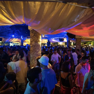 discoteca e foto incontro Epat