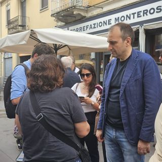 Sopralluogo tra le vie di Barriera di Milano per il sindaco Stefano Lo Russo