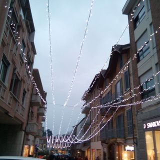 A Rivoli si accende il Natale: luci e musica nel centro storico, luminarie e alberi nei quartieri A Rivoli si accende il Natale: luci e musica nel centro storico, luminarie e alberi nei quartieri