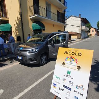 auto per nicolò