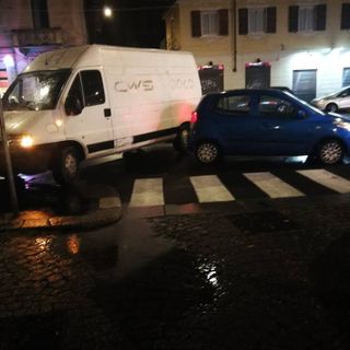 Malasosta, auto blocca incrocio per ore in Borgo Campidoglio