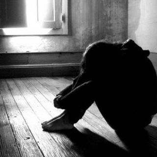 Donna aggredita dal suo ex compagno: arrestato per maltrattamenti