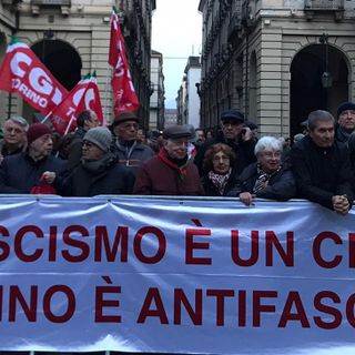 Torino dice “no” all’antisemitismo: “Il fascismo è un crimine” [FOTO e VIDEO]
