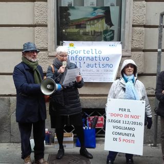 Le associazioni di persone con disabilità unite per dire no all'istituzionalizzazione (FOTO e VIDEO)
