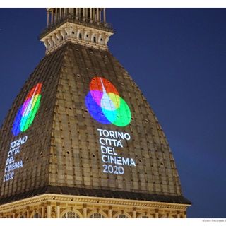 Torino nel weekend si illumina di cinema, dalla Mole Antonelliana alle arene estive