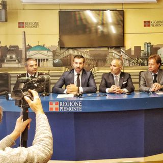 La Regione Piemonte dichiara guerra al pellet irregolare: "Inquina più delle auto"