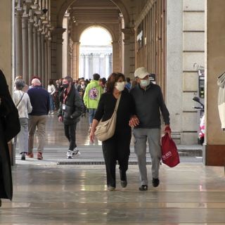 A Torino controlli intensificati nel weekend sull'uso delle mascherine