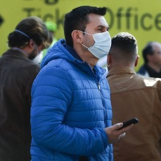 La società cinese certificava illegalmente mascherine: sequestrati oltre 10 mila dispositivi nel Torinese
