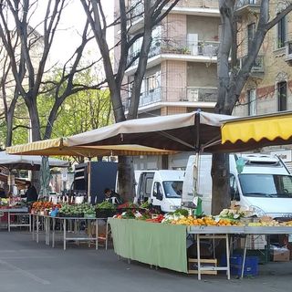 A Torino il sabato salvacibo cresce a 23 mercati